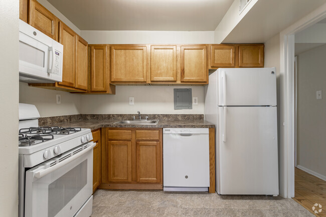 1 HAB, 1 BA - 700 ft² - New Carrollton Woods