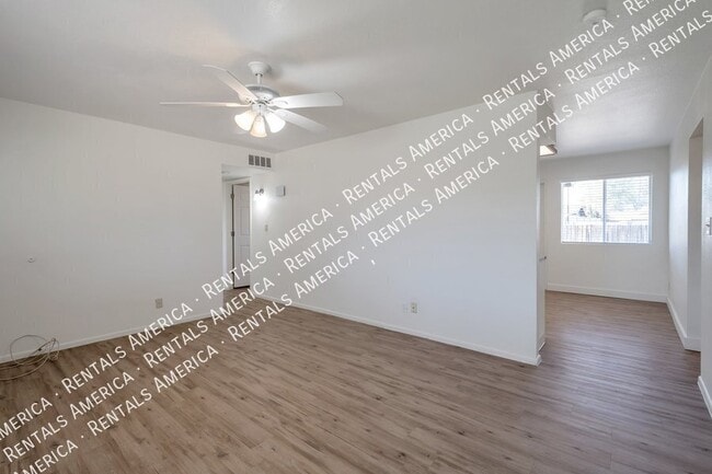 Building Photo - 2074 W Butler Dr