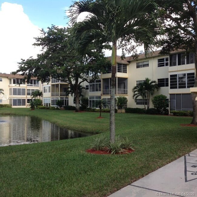 Foto del edificio - 5181 W Oakland Park Blvd