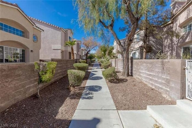 Foto del edificio - 6027 Chisolm Trl