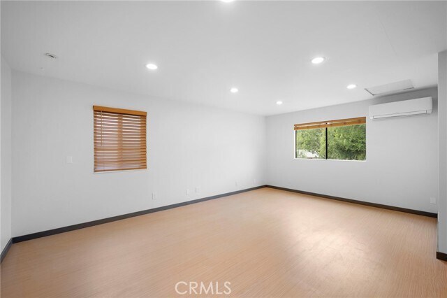 Building Photo - 10377 McBroom St