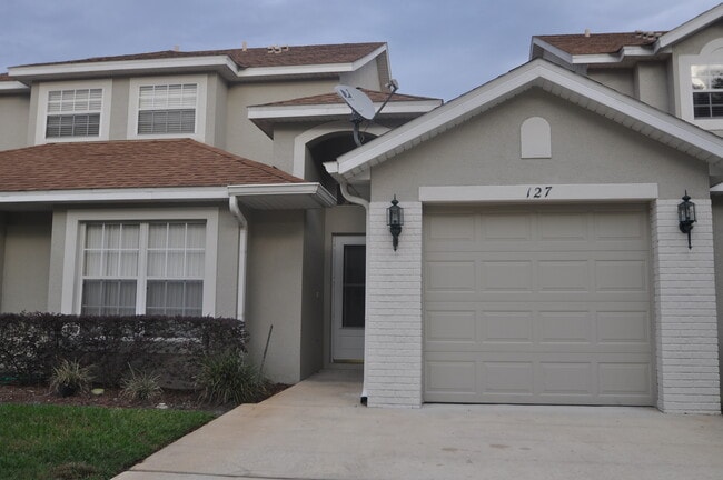 LAKE MARY: 3/2.5 Townhome in Feathers Edge - LAKE MARY: 3/2.5 Townhome in Feathers Edge
