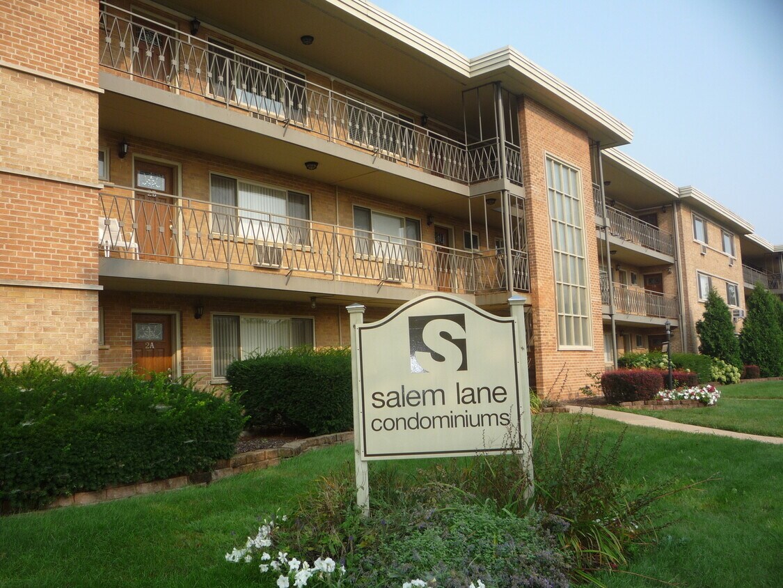 Primary Photo - 202 N Salem Ave