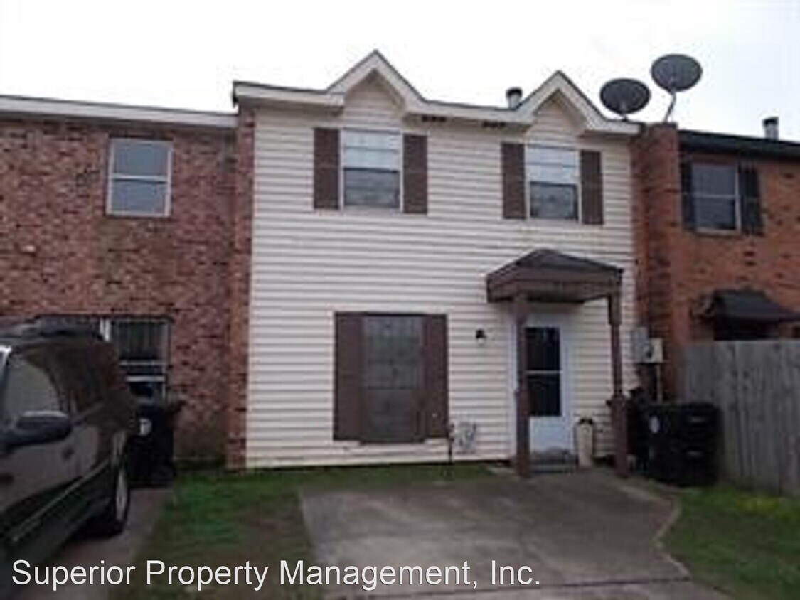 Primary Photo - 3 br, 2.5 bath House - 5913 Boeing Street