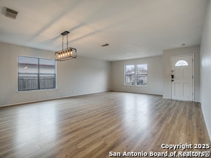 Foto del edificio - 8307 Pine Meadow Dr