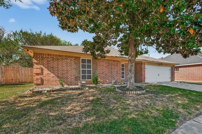 Building Photo - 1407 Somercotes Ln