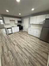 Building Photo - 60 Esten Ave