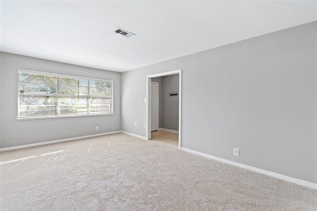 Foto del edificio - 10902 Chimney Rock Rd