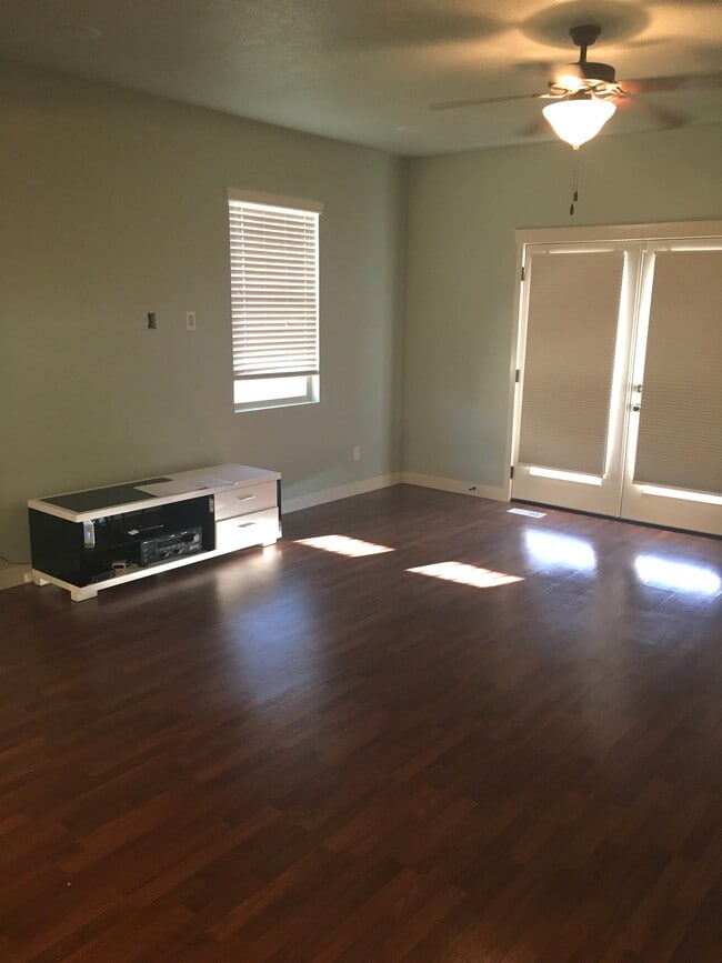 Building Photo - 7716 S San Savino Way