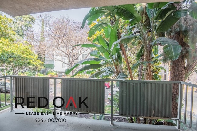 Building Photo - 319 S Clark Dr