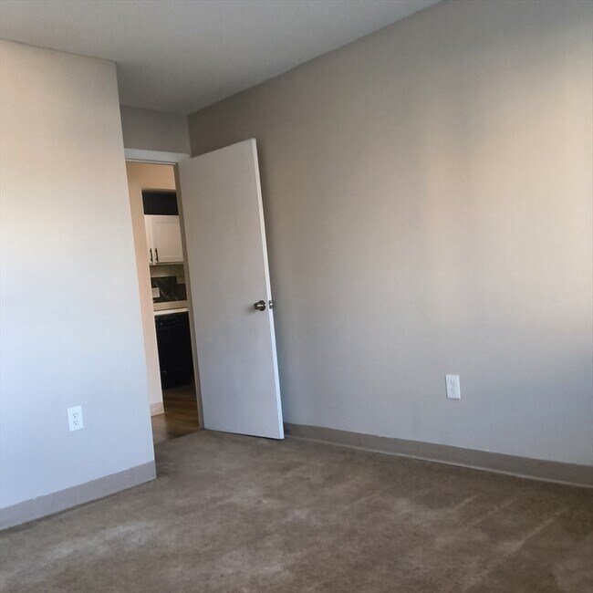 Foto del edificio - 180 Fulton St