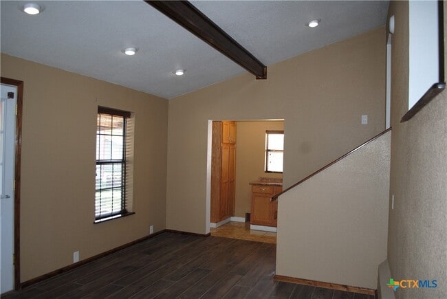 Building Photo - 13019 W Adams Ave