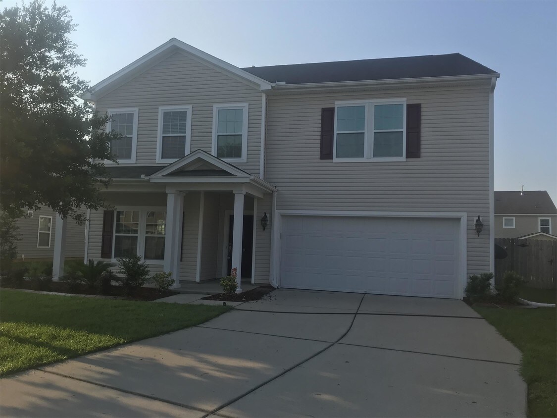 Foto principal - 409 Butterfly Bush Dr