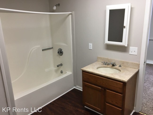 Foto del edificio - 2 br, 1 bath House - 713 S Governor St