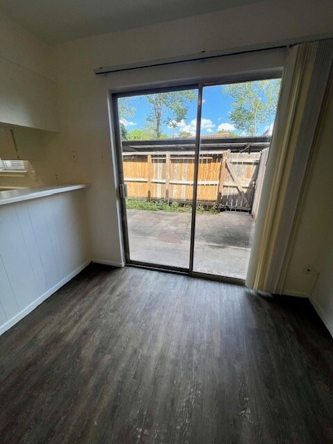 Foto del edificio - 9344 Pecos St