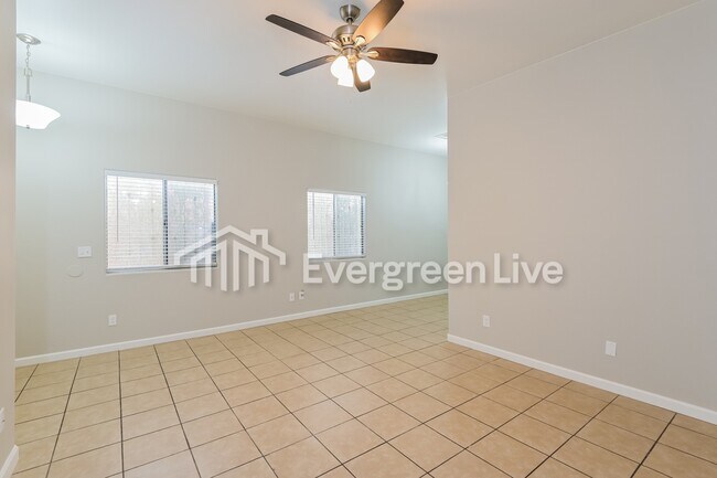 Foto del edificio - 149 W Lee St