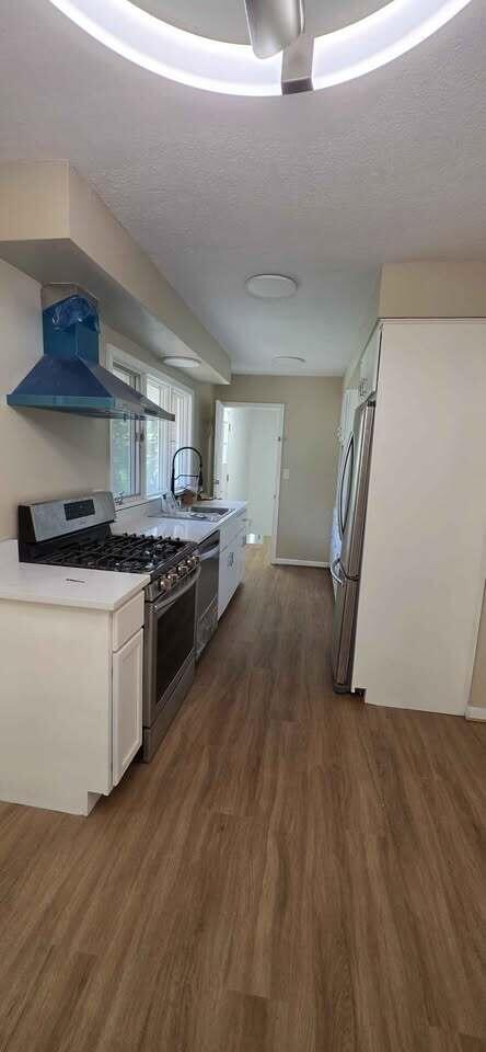 Foto del edificio - 4129 Scenic Ave