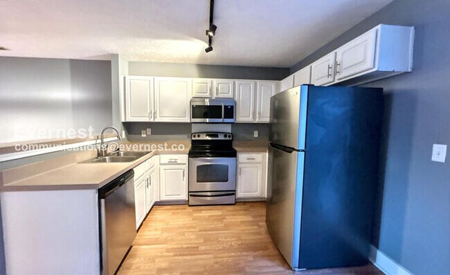 Foto del edificio - 570 Flintlock Ct