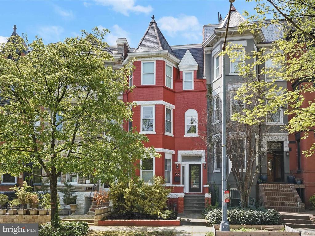 Foto principal - 2108 1st St NW
