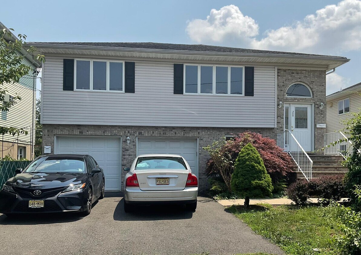 Primary Photo - 28 Williams Ave
