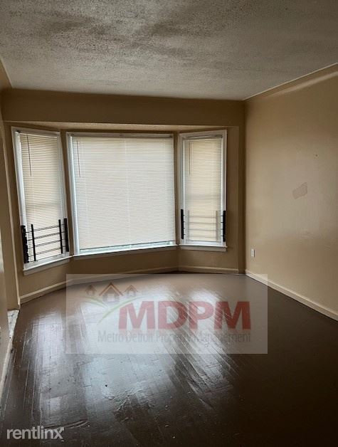 Foto del edificio - 3 br, 1 bath House - 12388 Payton St