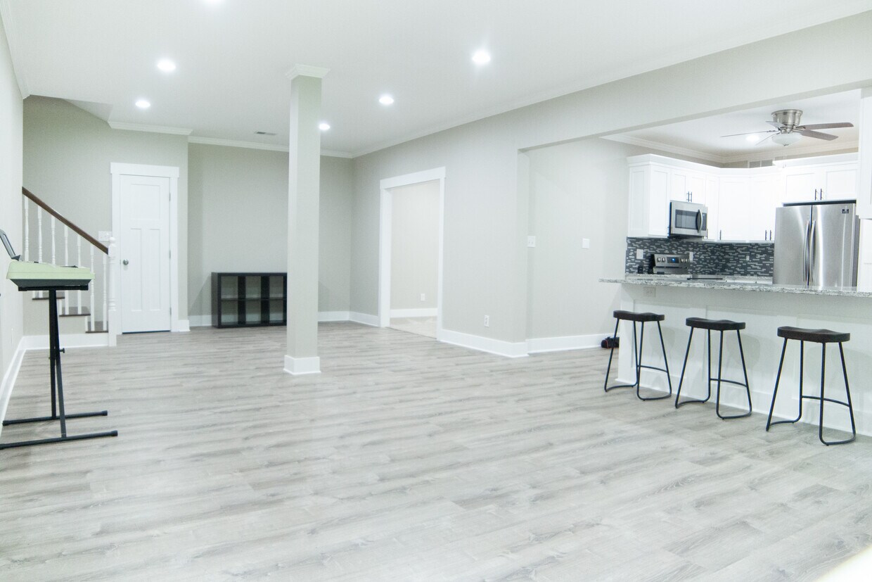 2411 Robinson Rd, Marietta, GA 30068 House Rental in Marietta, GA