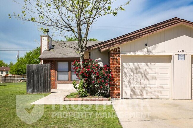 Foto del edificio - 2701 Bermuda Dr