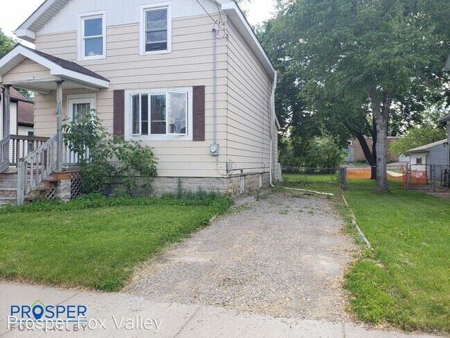 Building Photo - 3 br, 1 bath House - 1117 Michigan St