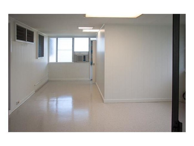 Foto del edificio - 45-690-690 Kapunahala Rd