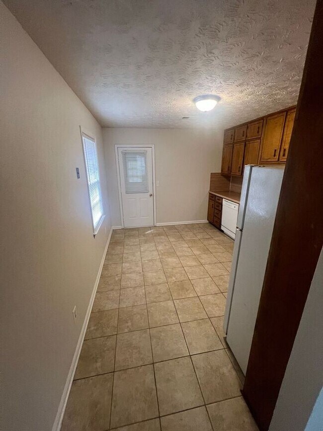 Foto del edificio - !!!WARNING: AVOID SCAMS CONFIRM RENTAL AT ...