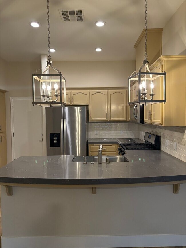 Building Photo - 624 Jasmine Parke Dr