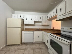 Building Photo - 4384 NW 9th Ave