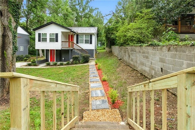 Foto del edificio - 2343 Carver Dr NW