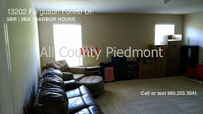 Building Photo - 13202 Ferguson Forest Dr