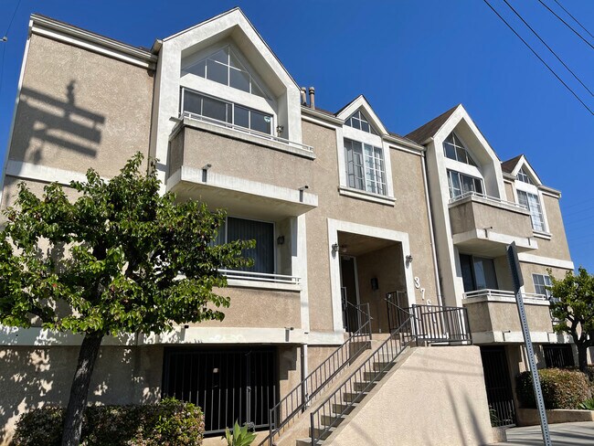 Foto del edificio - 3760 Midvale Ave