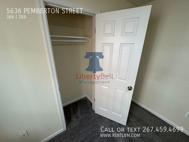 Foto del edificio - 5636 Pemberton St