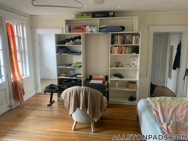 Building Photo - 28 Quint Ave