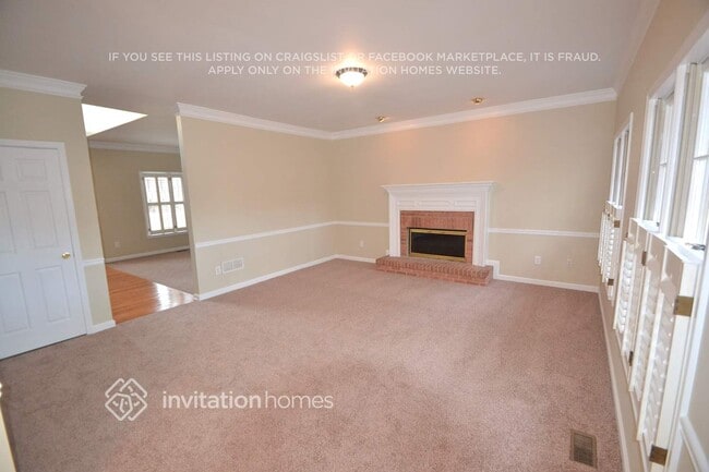 Foto del edificio - 6309 Woodlore Dr NW