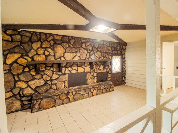 Foto del edificio - 4905 Robbins Dr