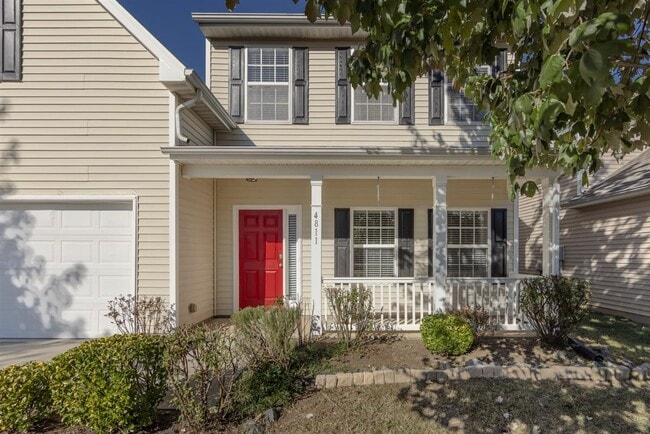 Photo - 4811 Sunburst Ln House