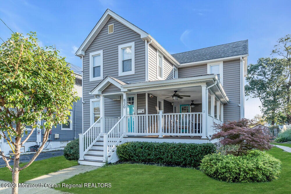 Foto principal - 830 Dunlewy St
