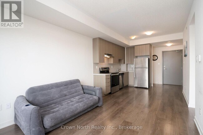 Photo du bâtiment - 5155 Sheppard Ave E