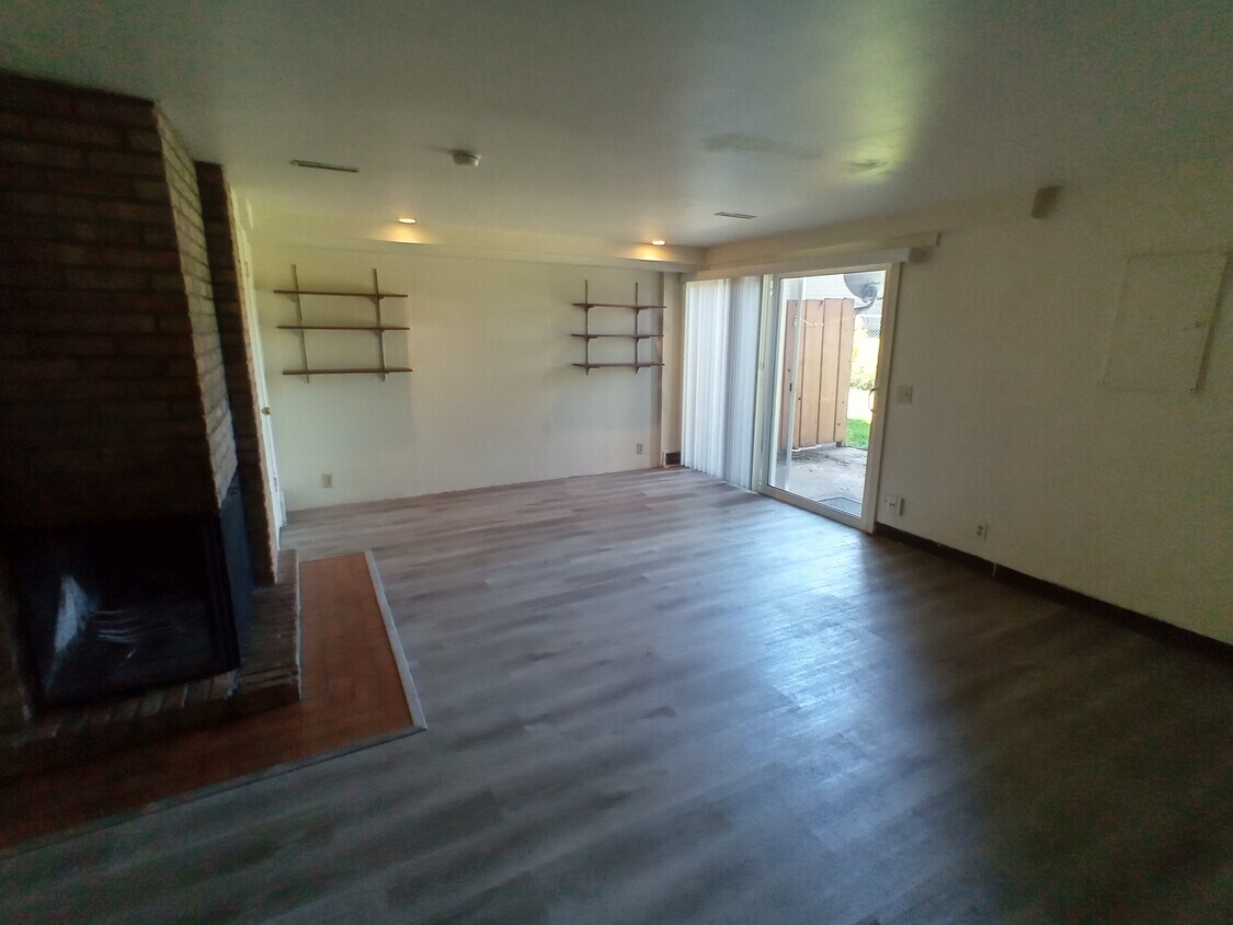 4377 Doncaster Dr, Madison, WI 53711 Townhouse for Rent in Madison