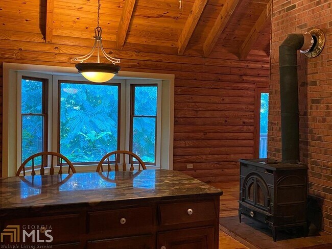 Building Photo - 5105 Meadowbrook Cir