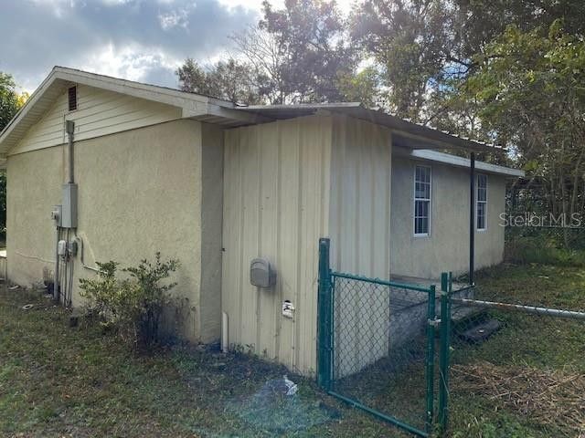 Building Photo - 2711 Seminole Trail