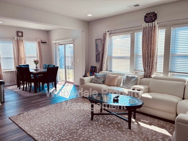 Foto del edificio - 993 Deaton Dr