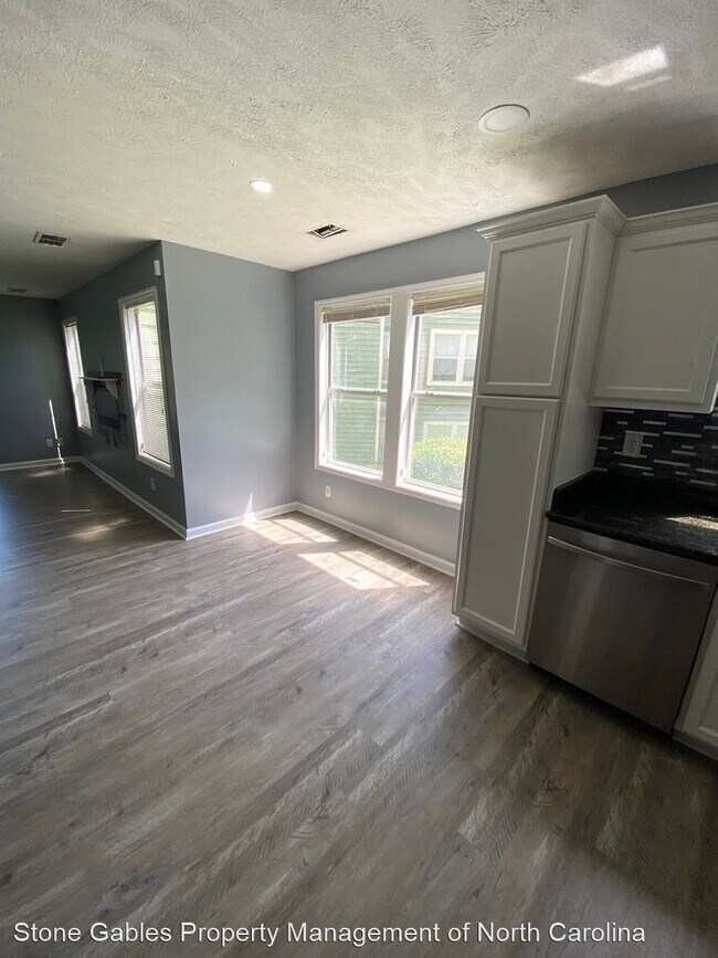 Foto del edificio - 3 br, 2 bath House - 1004-4 Brookhollow Dr