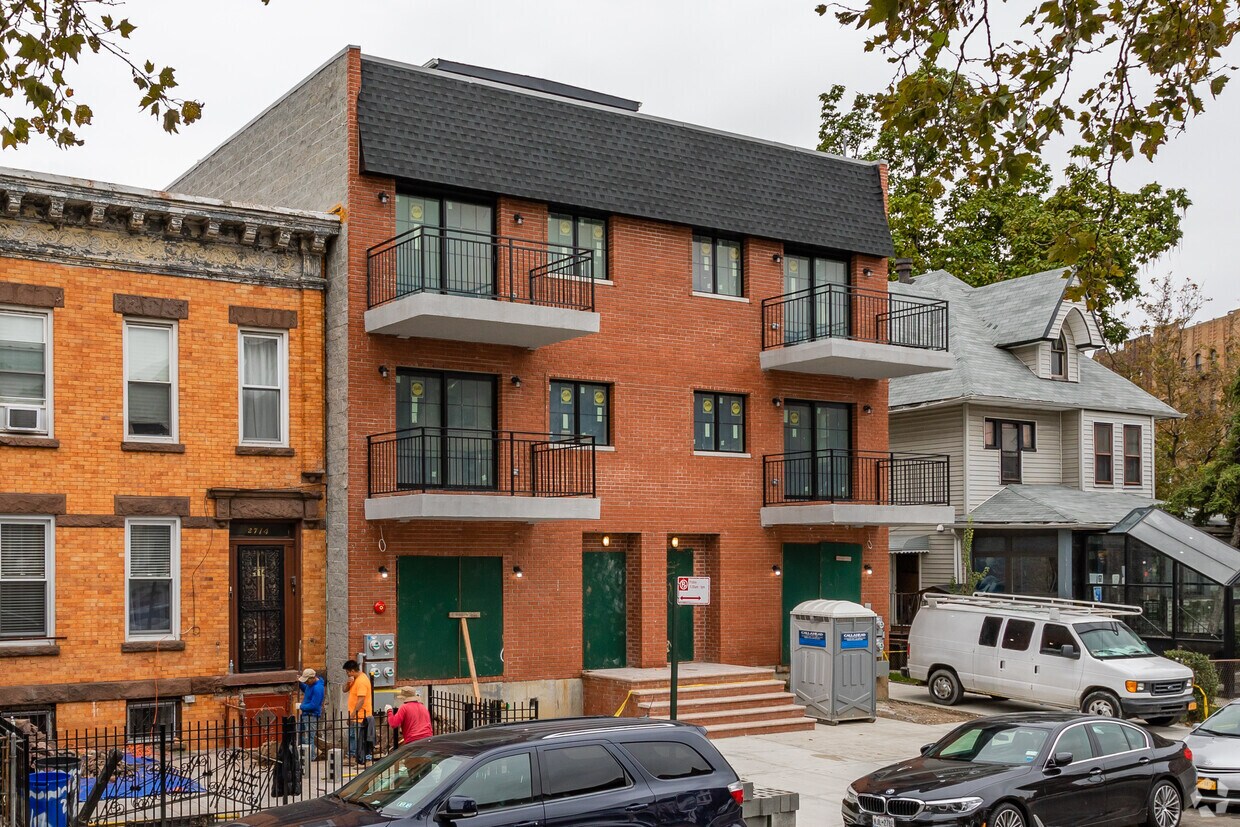 Foto del edificio - 2708 Glenwood Rd