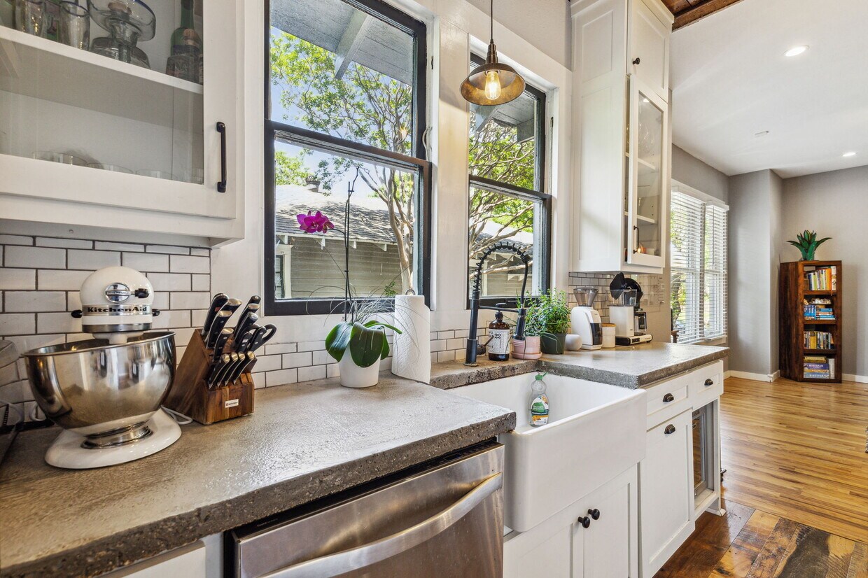 Foto principal - 119 N Willomet Ave