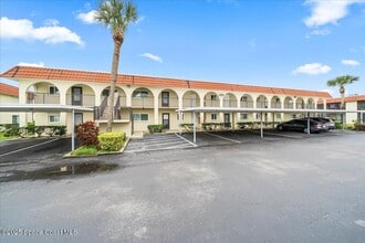 Building Photo - 201 St Lucie Ln